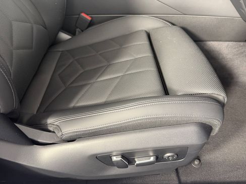 Used 2024 BMW i5 eDrive40i w/ M Sport Package image 33