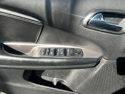 Used 2019 Dodge Journey Crossroad AWD/4WD image 11