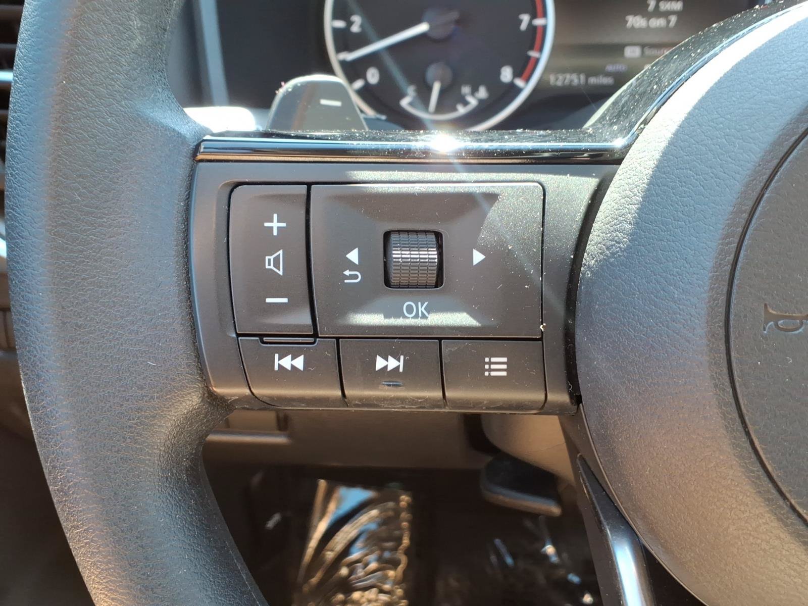 Certified 2023 Nissan Rogue SV AWD/4WD image 15