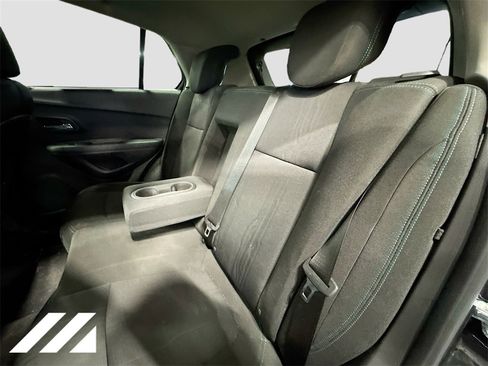 Used 2015 Chevrolet Trax LT image 24