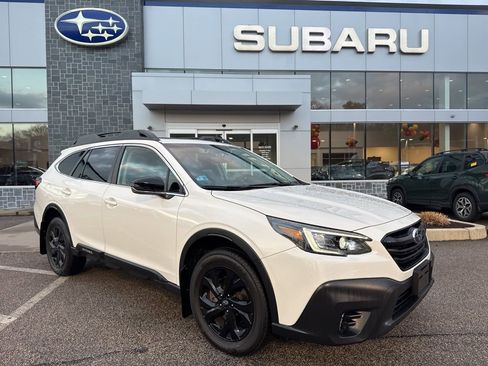 Used 2022 Subaru Outback Onyx Edition XT image 1