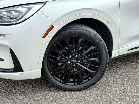 Used 2023 Lincoln Corsair Reserve w/ Jet Appearance Package image 10