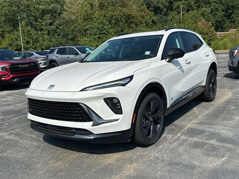 New 2025 Buick Envision Sport Touring image 2