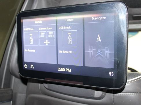Used 2021 Cadillac Escalade ESV Sport Platinum AWD/4WD image 35