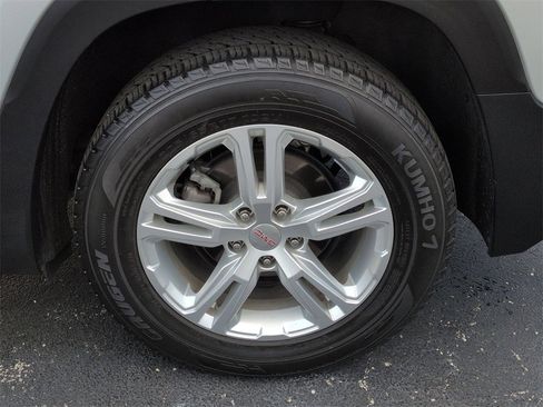 Used 2020 GMC Terrain SLE w/ Driver Convenience Package image 21