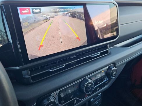 Used 2024 Jeep Wrangler Sahara w/ Technology Group image 9