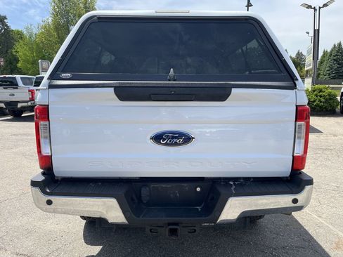 Used 2018 Ford F250 XLT w/ XLT Value Package AWD/4WD image 7