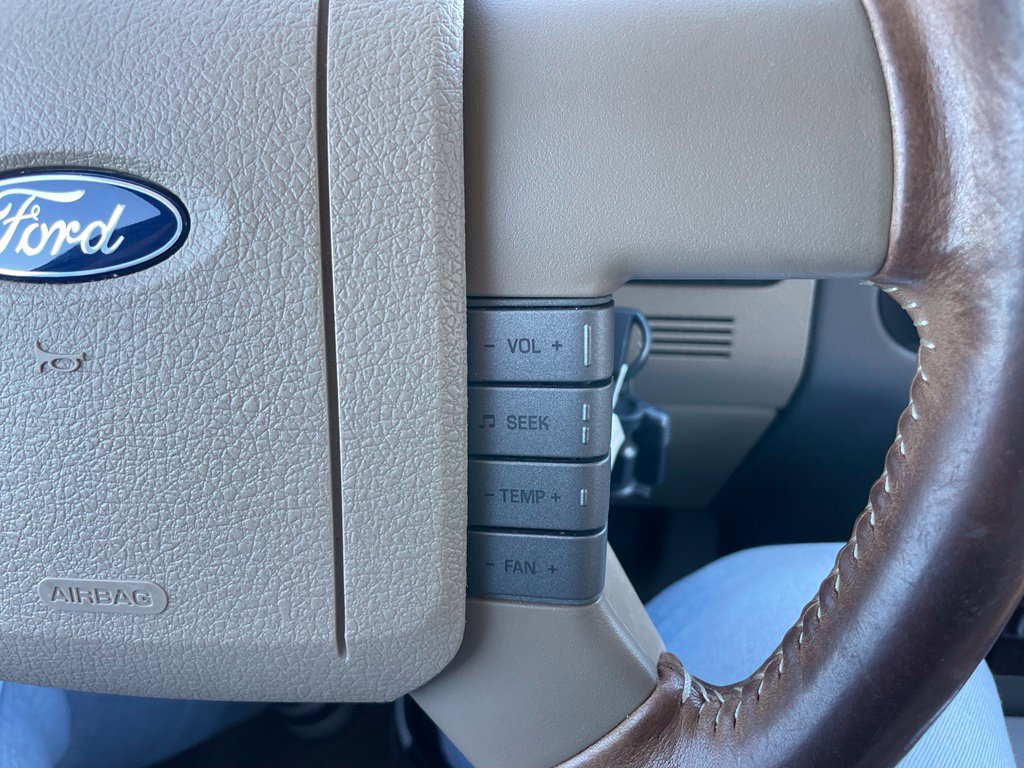 Used 2006 Ford F150 King Ranch AWD/4WD image 14
