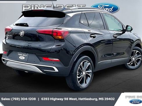 Used 2022 Buick Encore GX Select w/ Advanced Technology Package image 10