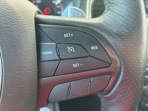 Used 2018 Dodge Charger R/T image 26