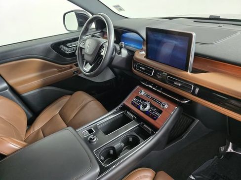 Used 2020 Lincoln Aviator Reserve w/ Equipment Group 202A AWD/4WD image 10