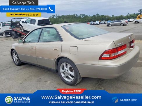 Used 2000 Lexus ES 330 FWD image 3
