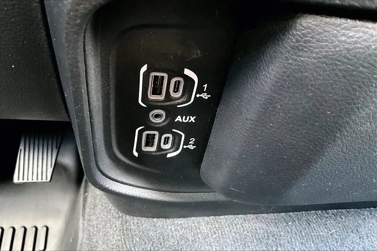 Used 2021 RAM 1500 Laramie RWD image 25
