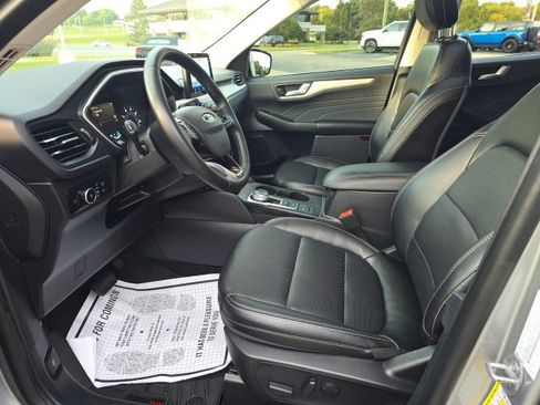 Certified 2022 Ford Escape SEL image 10