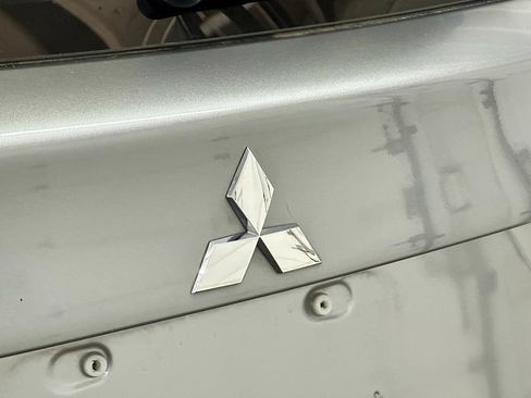 Used 2024 Mitsubishi Outlander Sport ES AWD/4WD image 17