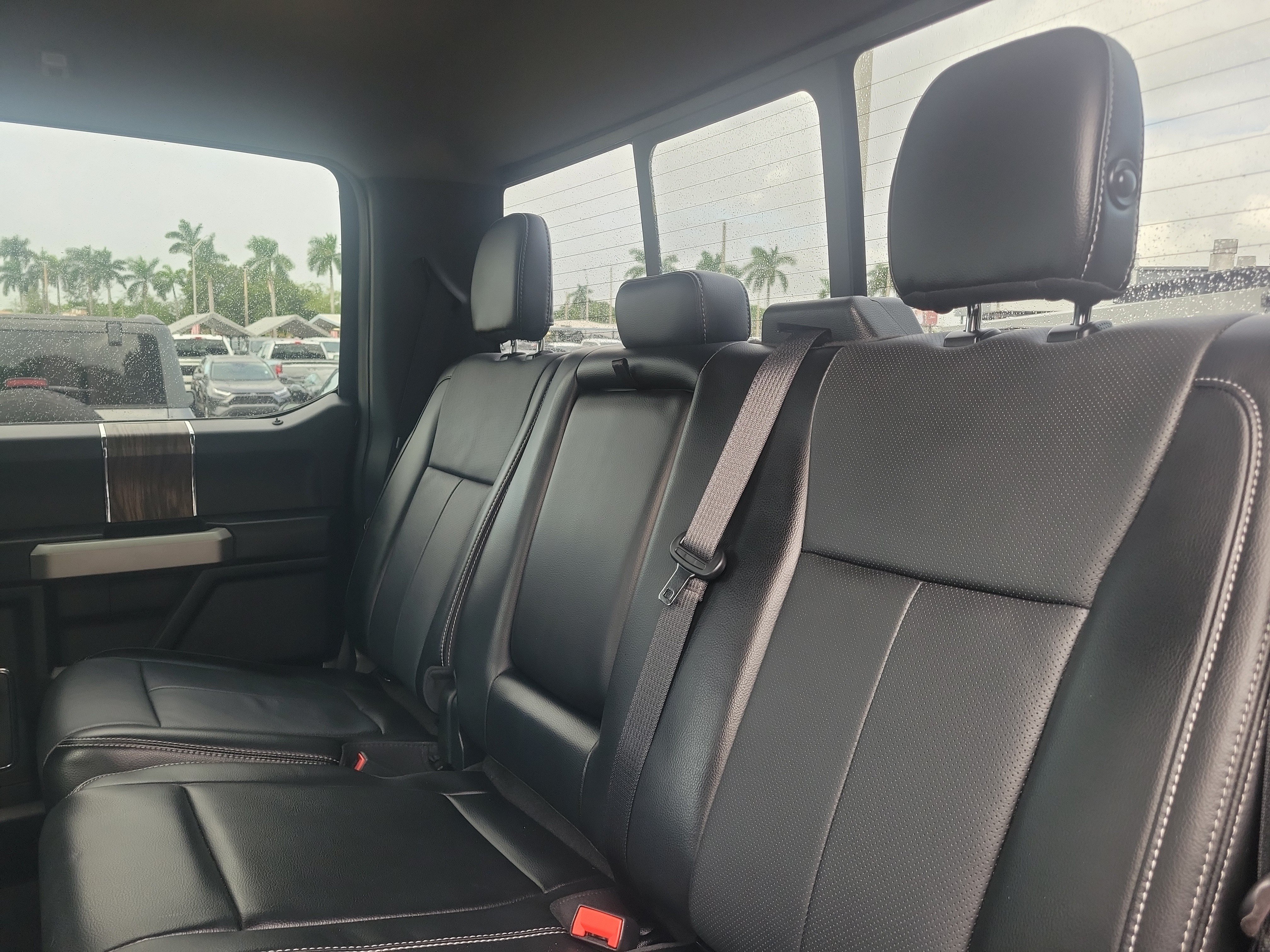 Used 2018 Ford F150 Lariat w/ Equipment Group 502A Luxury AWD/4WD image 14