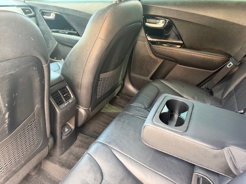 Used 2018 Kia Niro Touring FWD image 16