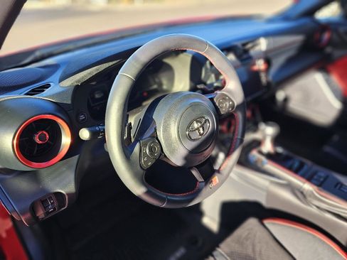 Used 2024 Toyota GR86 TRUENO Edition image 18