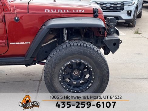 Used 2014 Jeep Wrangler Rubicon w/ Power Convenience Group AWD/4WD image 4