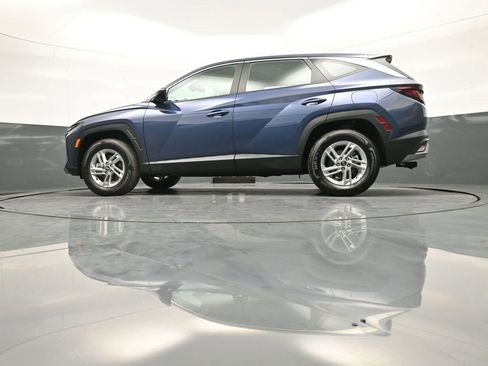 Certified 2025 Hyundai Tucson SE image 32