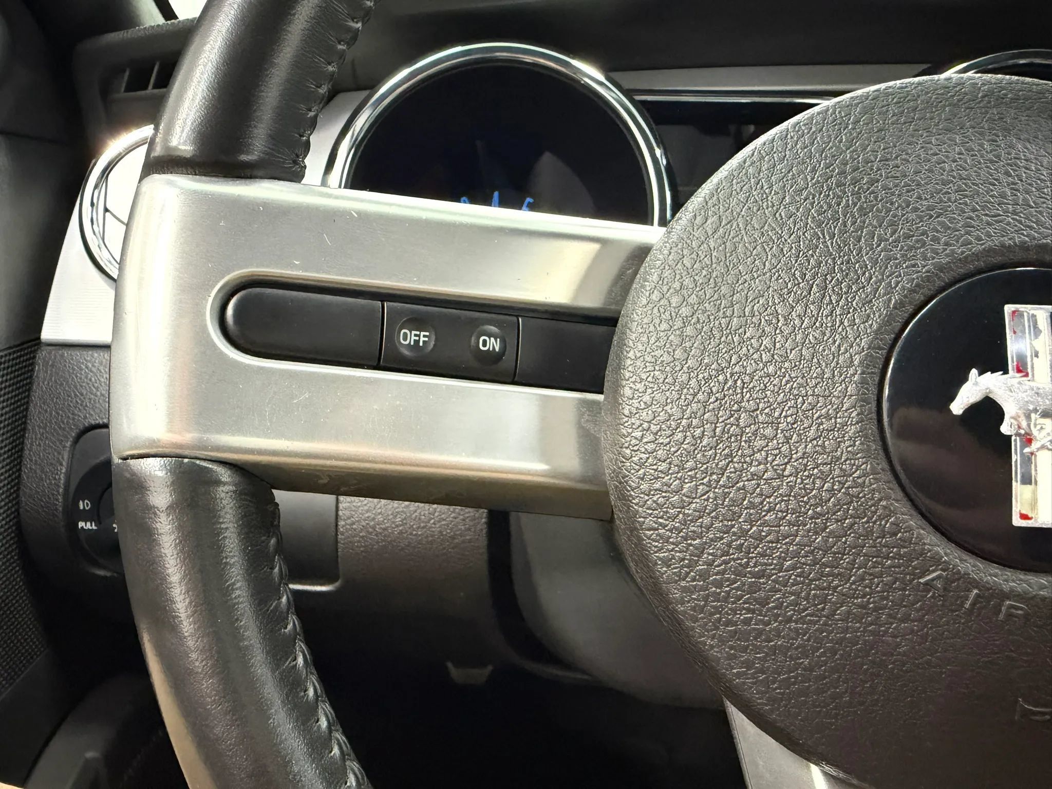 Used 2007 Ford Mustang GT Premium RWD image 31