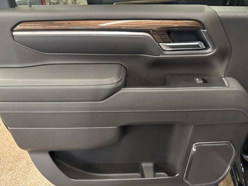New 2026 Chevrolet Silverado 2500 LT w/ Z71 Chrome Sport Edition AWD/4WD image 20