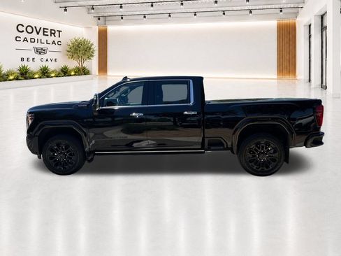 Used 2024 GMC Sierra 2500 Denali Ultimate AWD/4WD image 9