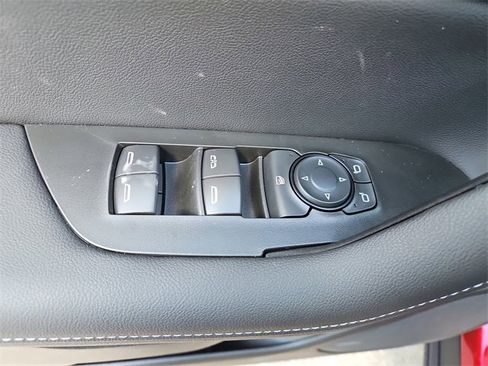 New 2025 Chevrolet Blazer LT image 15