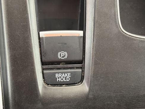 Used 2018 Honda Accord LX image 23