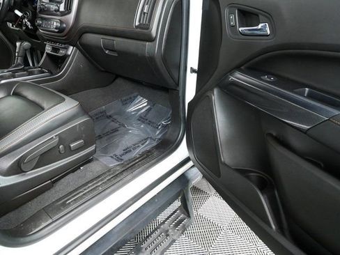 Used 2021 GMC Canyon AT4 w/ Driver Alert Package AWD/4WD image 21