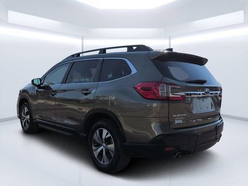Used 2025 Subaru Ascent Premium AWD/4WD image 5