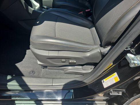 Used 2020 Chevrolet Trax LT w/ Redline Edition image 14