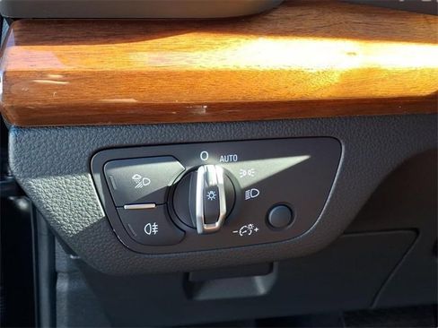 Used 2021 Audi Q5 2.0T Premium Plus image 18