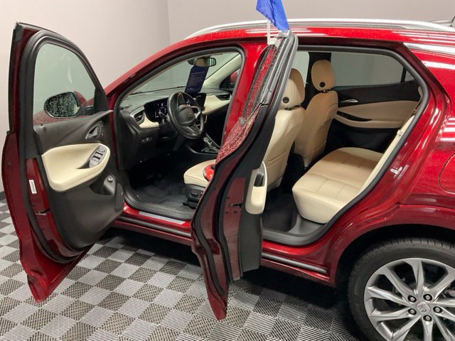 Used 2024 Buick Encore GX Avenir w/ Avenir Convenience Package FWD image 13