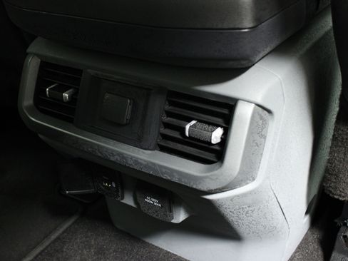 Used 2021 Ford F150 XLT w/ Equipment Group 302A High image 18