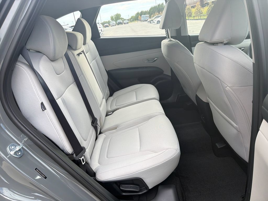 New 2026 Hyundai Tucson SE FWD image 34