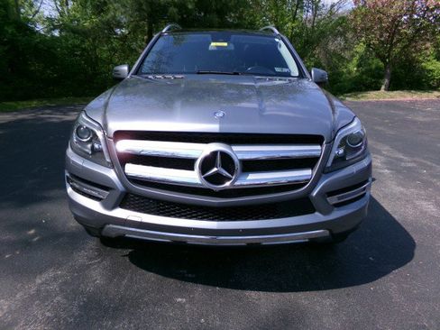 Used 2014 Mercedes-Benz GL 450 4MATIC image 3