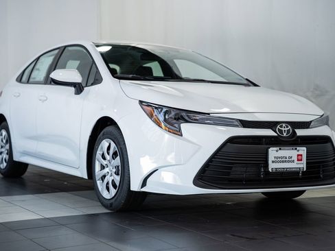 New 2026 Toyota Corolla LE image 1