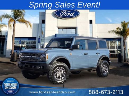New 2025 Ford Bronco Badlands image 1