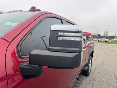 Used 2020 Chevrolet Silverado 2500 LTZ w/ LTZ Plus Package RWD image 15