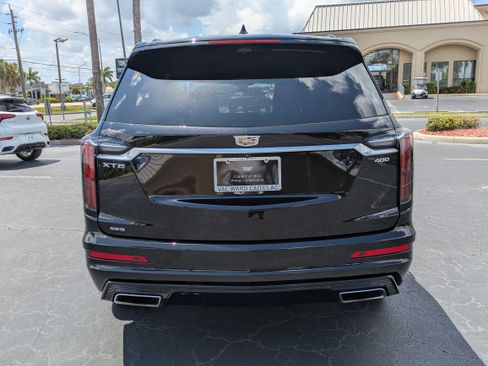 Used 2023 Cadillac XT6 Sport w/ Technology Package AWD/4WD image 5