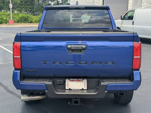 Used 2025 Toyota Tacoma SR5 AWD/4WD image 6