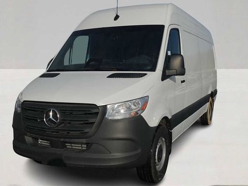 New 2025 Mercedes-Benz Sprinter 2500 image 1