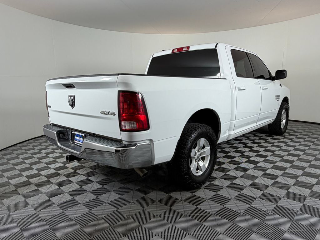 Used 2021 RAM 1500 Classic SLT AWD/4WD image 3