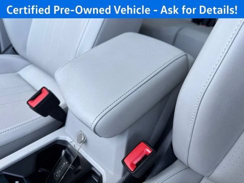 Certified 2023 Volkswagen Tiguan SE w/ Panoramic Sunroof Package AWD/4WD image 16