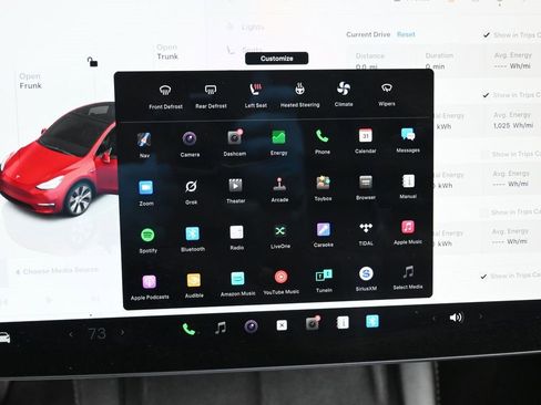 Used 2023 Tesla Model Y Long Range image 31