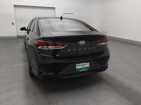Used 2019 Hyundai Sonata SE w/ Cargo Package FWD image 6