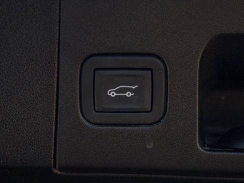 Used 2023 Cadillac XT5 Premium Luxury w/ Technology Package image 32