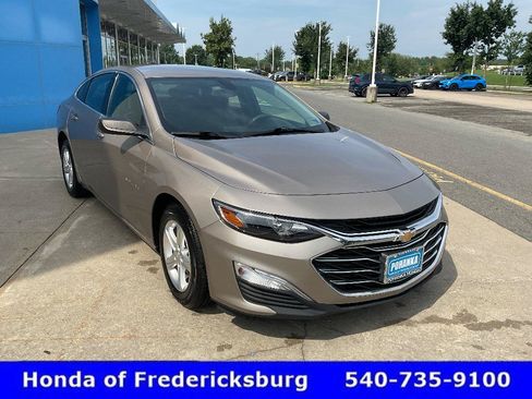 Used 2022 Chevrolet Malibu LS FWD image 8