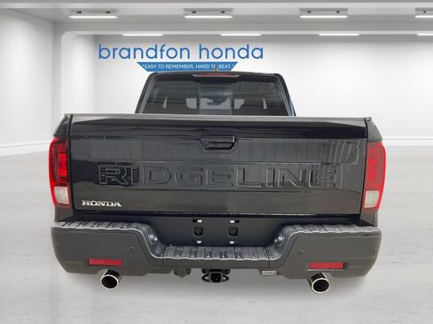 New 2026 Honda Ridgeline Black Edition image 4